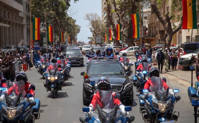Boulevard de la République : Une immense foule a accompagné Macky Sall au palais présidentiel
