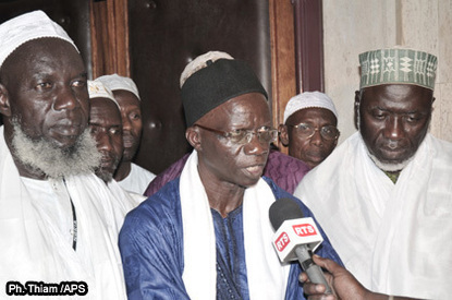 Coupures d’électricité :  L’imam Youssouf Sarr de Guédiawaye remet le boycott des factures de Senelec en place.