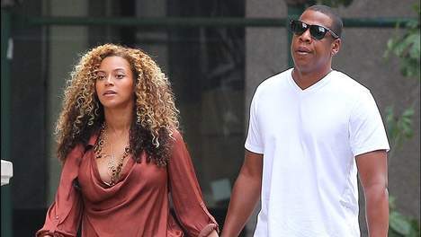 Bananes au ketchup et biscuits sauce chili pour Beyoncé