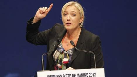 Marine Le Pen décline une visite de la mosquée de Paris