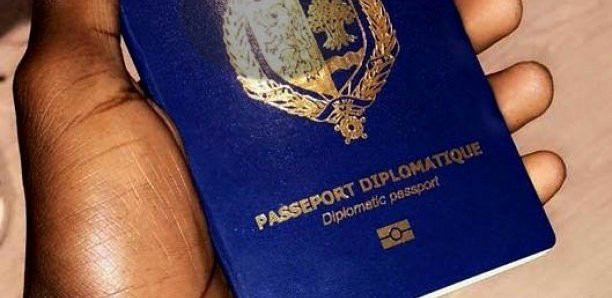Retrait De Passeports Diplomatiques Un Haut Magistrat Des Marabouts Et 3 Enfants De Ministres Vises
