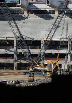 Le Brésil a pris beaucoup de retard en prévision du Mondial  ( PHOTOS )