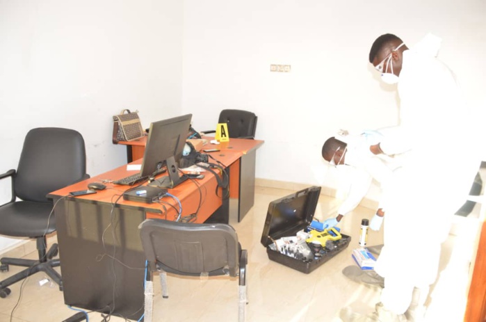 Saint-Louis / Cambriolage au bureau de Dakaractu : La police scientifique sur les traces des malfaiteurs.