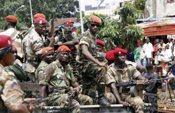 Guinée: l'armée appelée à garder son sang-froid