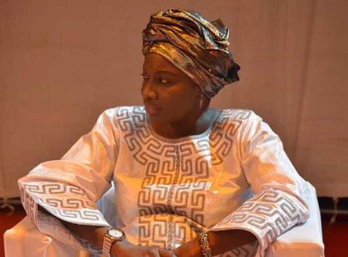 Mimi Touré : « J’invite Idrissa Seck à tourner la page et à s’engager dans une démarche constructive en vue de renforcer notre démocratie »