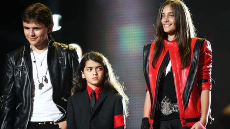 Les enfants de Michael Jackson sur scène au concert hommage