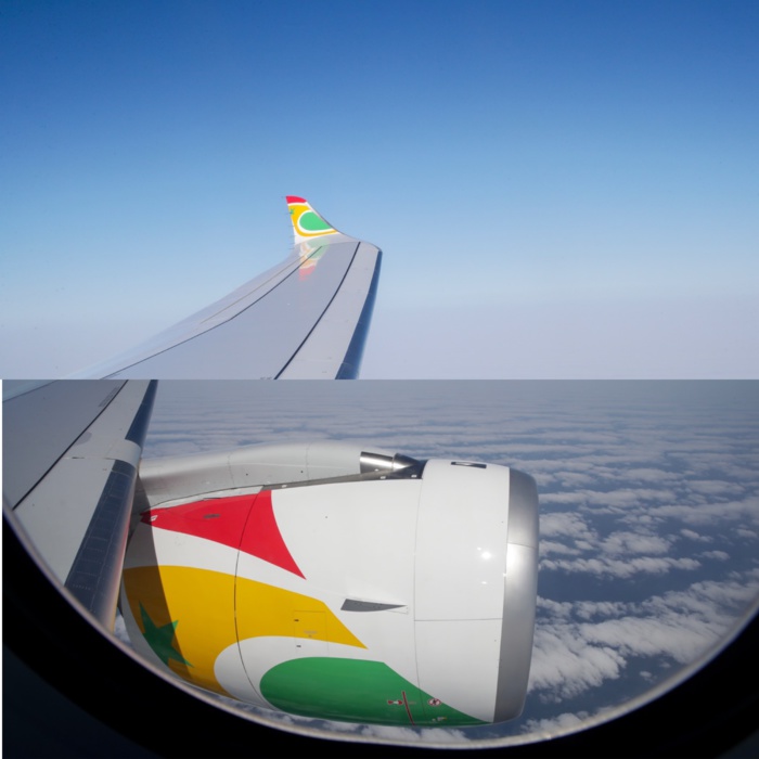 Le président Macky Sall a pris le vol Air Sénégal ce matin (Images) Le président Macky Sall a pris le vol Air Sénégal ce matin (Images)