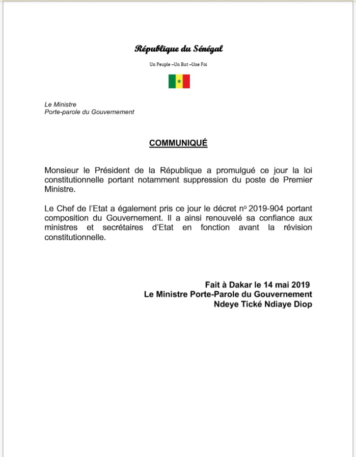 Le président Macky Sall a promulgué la loi sur la suppression du poste de PM et a renouvelé sa confiance au gouvernement