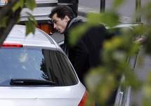 Carla Bruni reçoit la visite de son ex