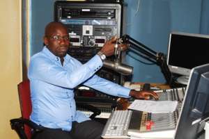 [ AUDIO ] La revue de presse d'Ahmed Aidara du 03 Novembre ( ZIK FM )