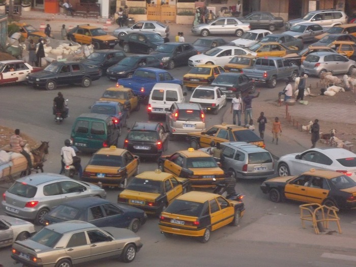 Veille de Tabaski à Dakar: le casse-tête des embouteillages