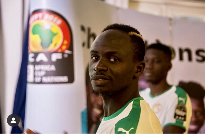 Sénégal-Tanzanie : Sadio Mané dans les tribunes Sénégal-Tanzanie : Sadio Mané dans les tribunes