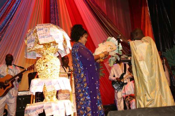 Mapenda ne veut plus entendre parler de Fatou Gueweul : "Ne me parlez plus de ça, oubliez cette histoire..."