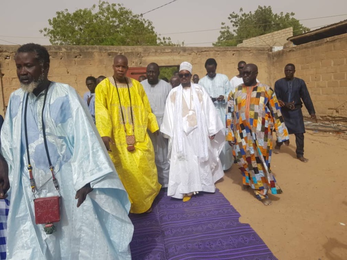 (IMAGES) TOUBA - Visite de courtoisie / Cheikh Bass Abdou Khadre chez Serigne Cheikh Fall Mbaor (IMAGES) TOUBA - Visite de courtoisie / Cheikh Bass Abdou Khadre chez Serigne Cheikh Fall Mbaor
