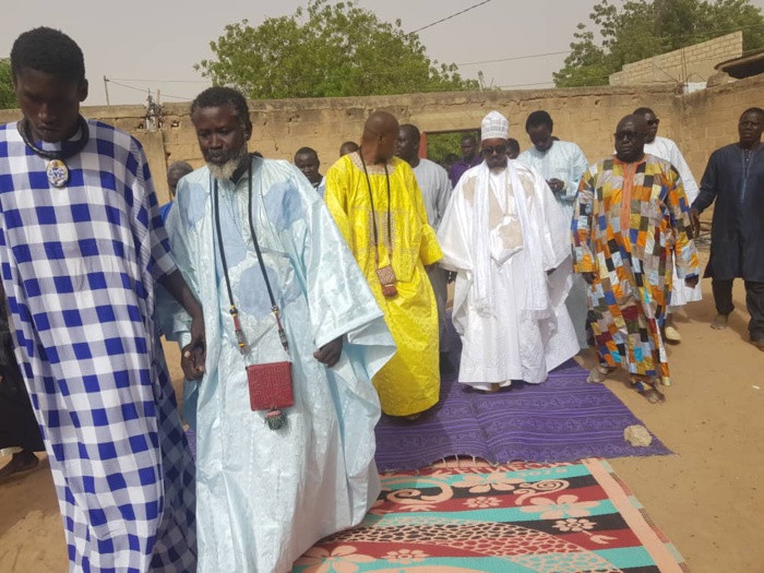 (IMAGES) TOUBA - Visite de courtoisie / Cheikh Bass Abdou Khadre chez Serigne Cheikh Fall Mbaor (IMAGES) TOUBA - Visite de courtoisie / Cheikh Bass Abdou Khadre chez Serigne Cheikh Fall Mbaor