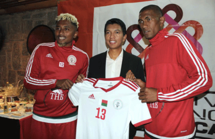 CAN 2019 / Madagascar : Le président Andry Rajoelina sera en Égypte pour apporter son soutien aux "Barea" CAN 2019 / Madagascar : Le président Andry Rajoelina sera en Égypte pour apporter son soutien aux "Barea"