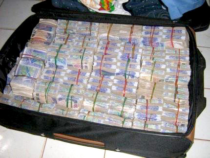 Cité Soprim : Plus de 100 millions Fcfa en faux billets saisis