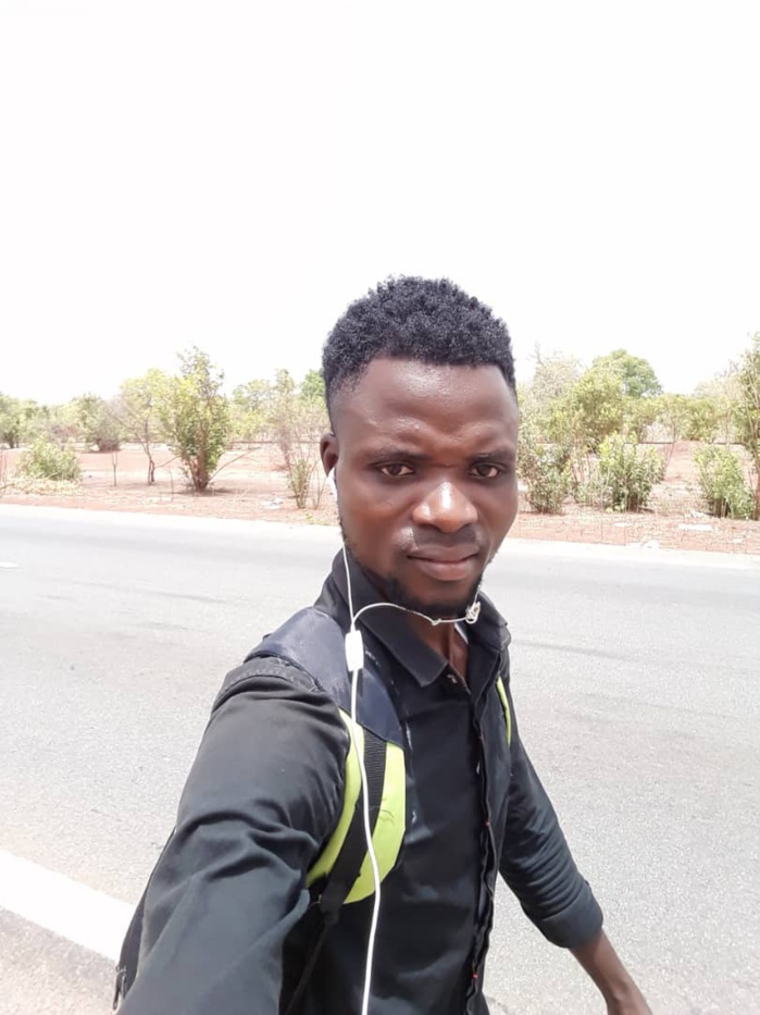 Insolite : Il veut marcher de Tamba à Dakar pour rencontrer le président Macky Sall. Insolite : Il veut marcher de Tamba à Dakar pour rencontrer le président Macky Sall.