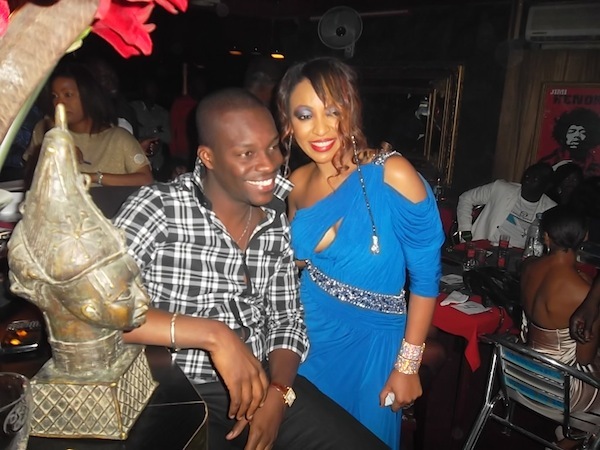 Viviane et Papito, le gérant du Nirvana