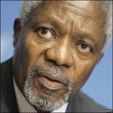 Pressions sur Wade: Kofi Annan et Madeleine Albright entrent dans la danse