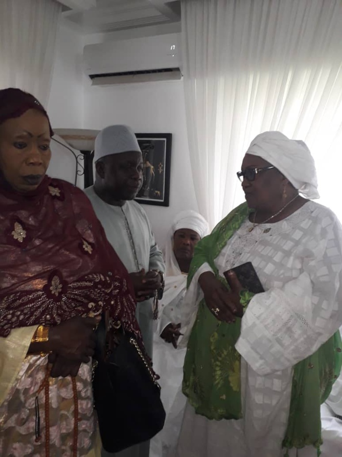 Présentation de condoléances : Les Femmes de Benno Bokk Yakaar chez Ousmane Tanor Dieng Présentation de condoléances : Les Femmes de Benno Bokk Yakaar chez Ousmane Tanor Dieng