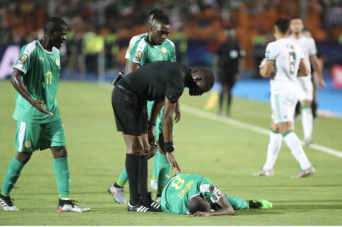 Finale CAN 2019 : Penalty non sifflé contre l’Algérie, l’arbitre donne sa version des faits.
