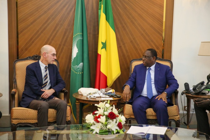 Audience au palais : Le président Macky Sall reçoit des basketteurs sénégalais de la NBA Audience au palais : Le président Macky Sall reçoit des basketteurs sénégalais de la NBA