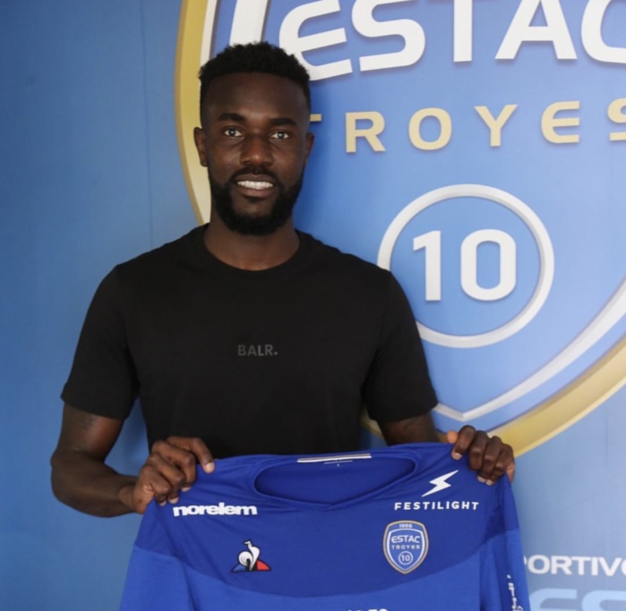 Officiel : Libre de tout contrat, Pape Ndiaye Souaré s'engage finalement avec Troyes Officiel : Libre de tout contrat, Pape Ndiaye Souaré s'engage finalement avec Troyes