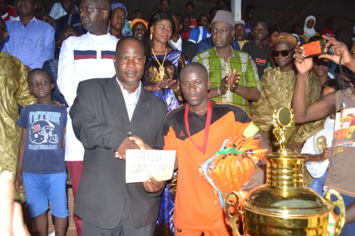 Kédougou / Finale de la coupe du maire : Mamadou H. Cissé gâte sa jeunesse.