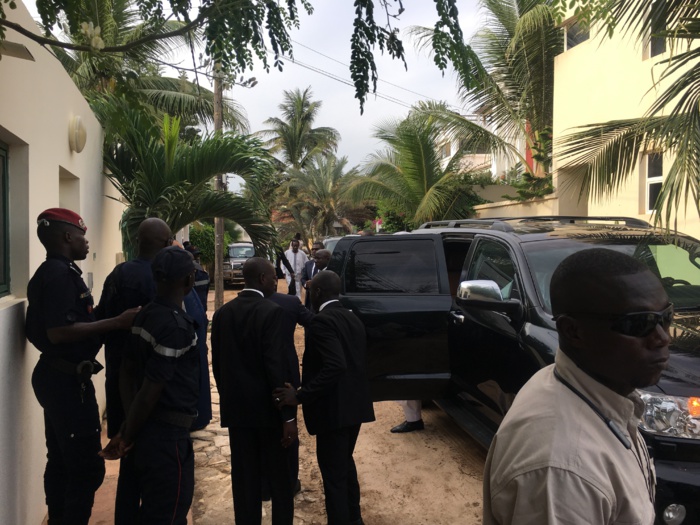 Le président Macky Sall présente ses condoléances à la famille de Amath Dansokho Le président Macky Sall présente ses condoléances à la famille de Amath Dansokho