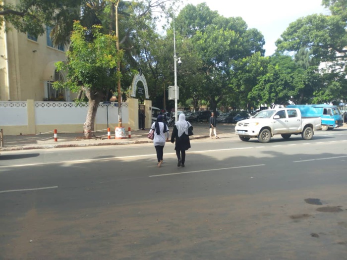 Institution SainteJeanne d'Arc Les élèves voilées reprennent les