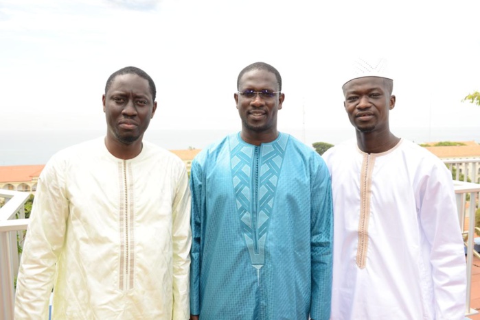 Les images du baptême du journaliste Moustapha Al Amine Fall à la clinique Madeleine. Les images du baptême du journaliste Moustapha Al Amine Fall à la clinique Madeleine.