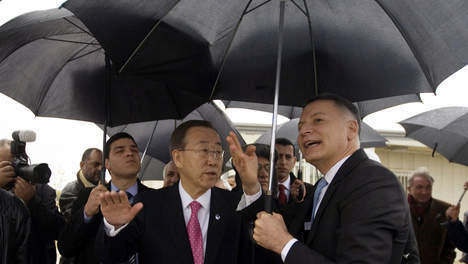 Ban Ki-moon essuie des jets de chaussures et de pierres à Gaza