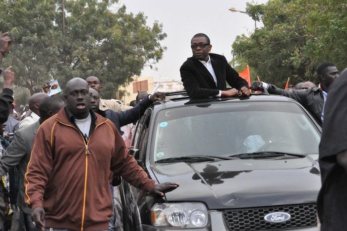 Revivez l'arrivée de Youssou Ndour à Place de l'Obélisque (PHOTOS )
