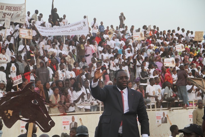Macky Sall fait foule à Guédiawaye