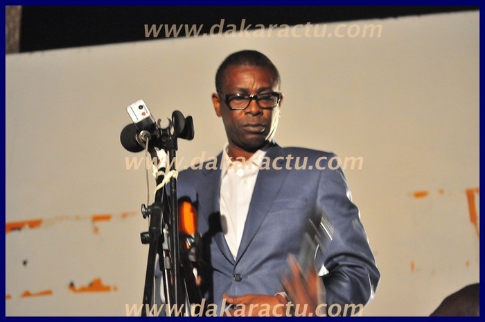 Regardez les photos de Youssou Ndour au meeting du M23 à Thiès