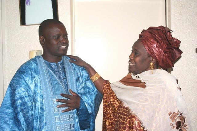 Photo : Petit Mbaye et sa maman