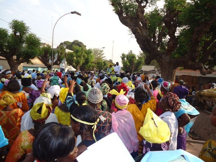 Ziguinchor / Présidentielle 2012: Des centaines de femmes dans la rue «pour la réélection d’Abdoulaye Wade»