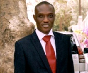 Le chanteur Alioune Mbaye Nder emprisonné en Gambie !