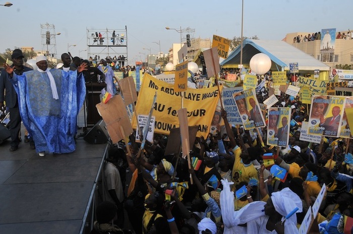 Regardez les images du meeting de clôture d'Abdoulaye Wade sur la Vdn, à Dakar
