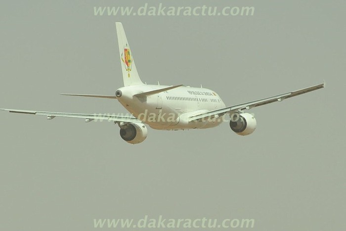 Revivez en images l'atterrissage de la Pointe de Sarène sur la piste de l'aéroport Blaise Diagne de Diass
