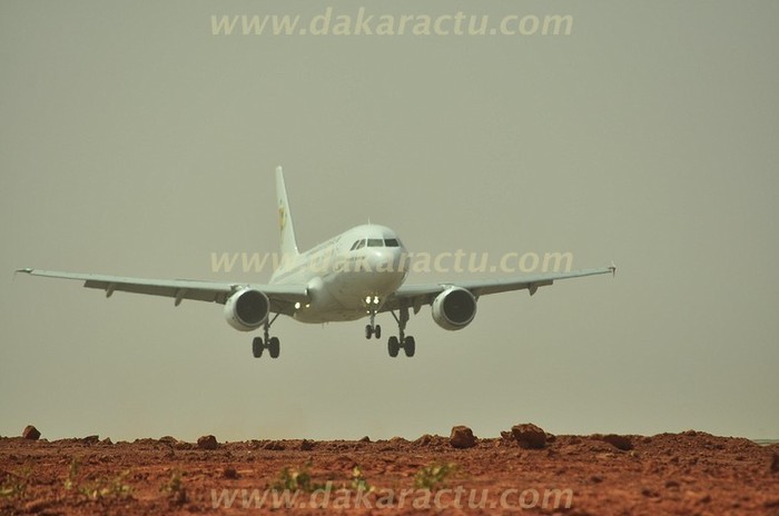 Revivez en images l'atterrissage de la Pointe de Sarène sur la piste de l'aéroport Blaise Diagne de Diass