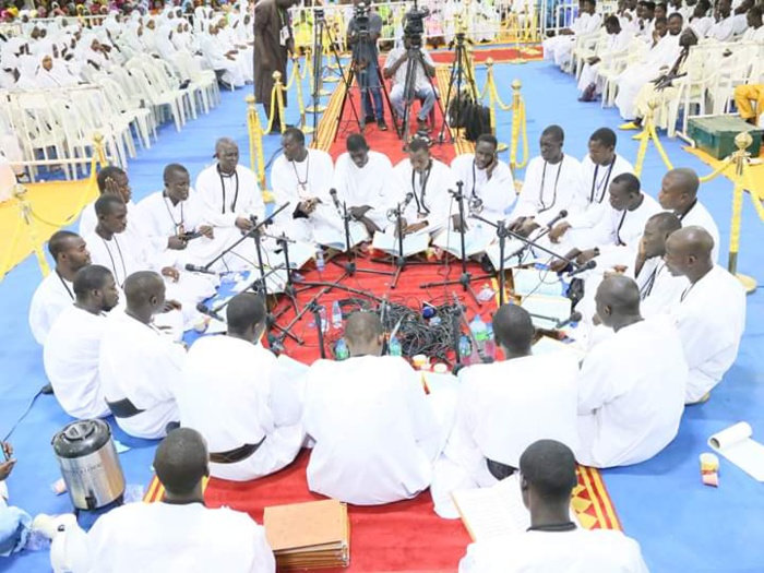 Gamou 2019 : Les images de la célébration du Mawlid chez Serigne Khadim Lô Gaydel à Bakhdad. Gamou 2019 : Les images de la célébration du Mawlid chez Serigne Khadim Lô Gaydel à Bakhdad.