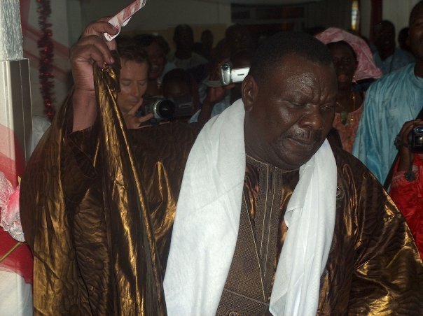 Cheikh Béthio Thioune au QG de campagne de Macky Sall !