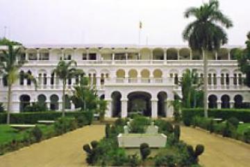 Dernière minute: Echanges de coups de feu au Palais, à Bamako. 