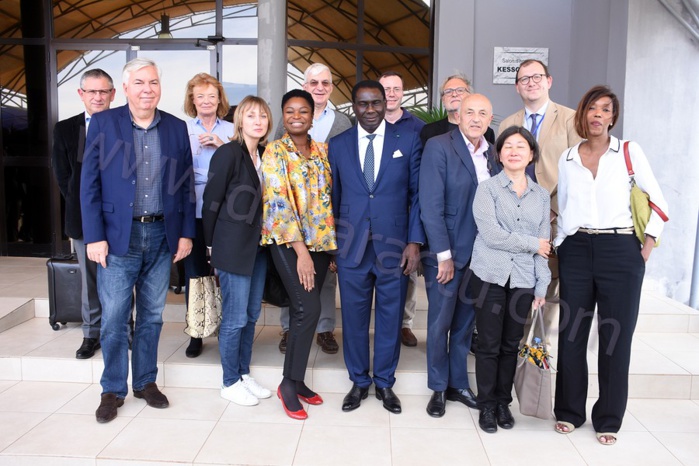   Les IMAGES de l’accueil du président du Cercle des économistes et de sa délégation par le ministre Cheikh Kanté