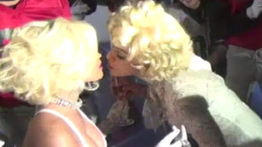 Madonna et Nicki Minaj: le baiser