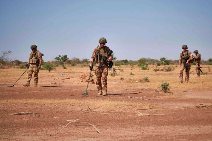Macron conditionne la suite de l’opération militaire « Barkhane » à une « clarification » de la part des pays du Sahel.