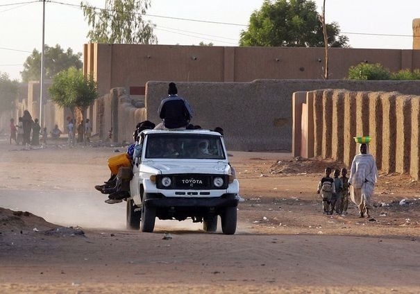 Mali: les rebelles touareg dans Gao, la junte plus que jamais menacée