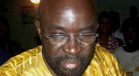 Moustapha Cissé Lô: «Des bateaux d’argent ont été sortis du palais»